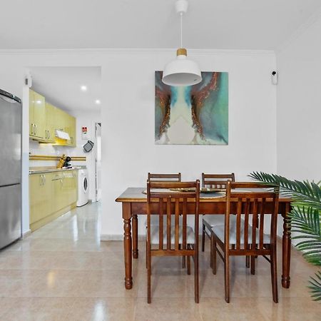 Apartamento Papagayo Apartment คอร์ราเลโฮ ภายนอก รูปภาพ