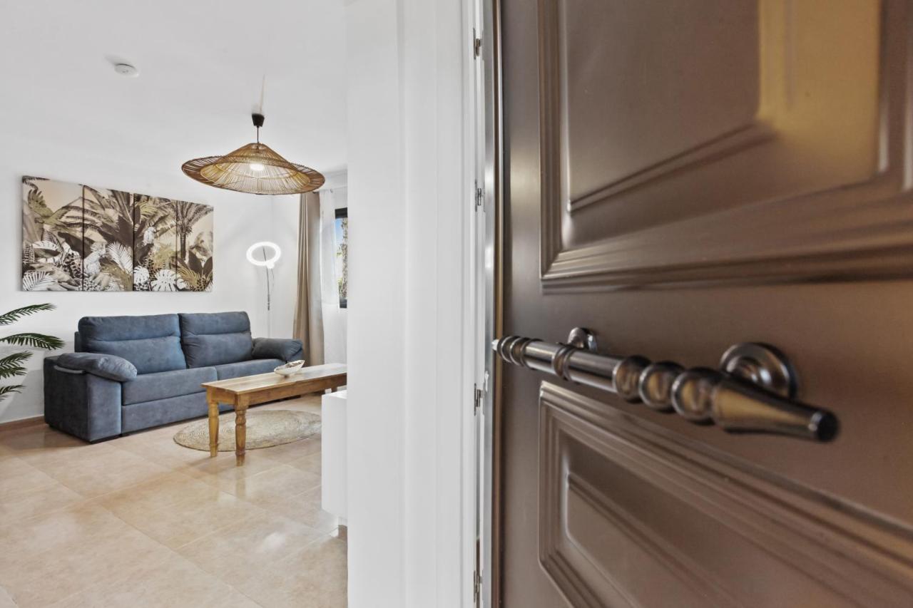 Apartamento Papagayo Apartment คอร์ราเลโฮ ภายนอก รูปภาพ