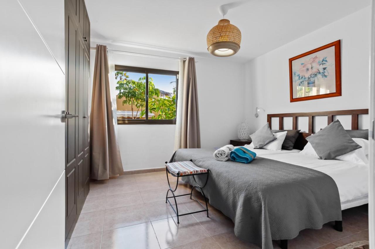 Apartamento Papagayo Apartment คอร์ราเลโฮ ภายนอก รูปภาพ