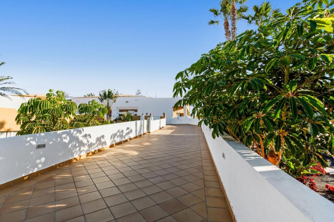 Apartamento Papagayo Apartment คอร์ราเลโฮ ภายนอก รูปภาพ