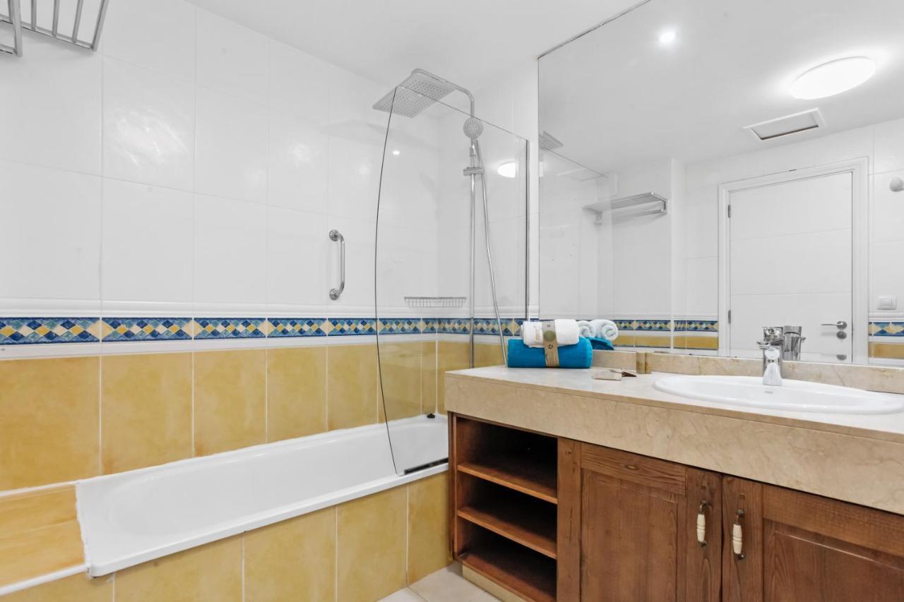 Apartamento Papagayo Apartment คอร์ราเลโฮ ภายนอก รูปภาพ